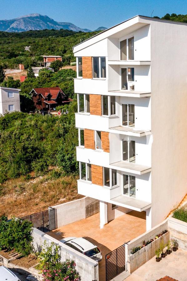 Ferienwohnung Magic Box Utjeha Exterior foto